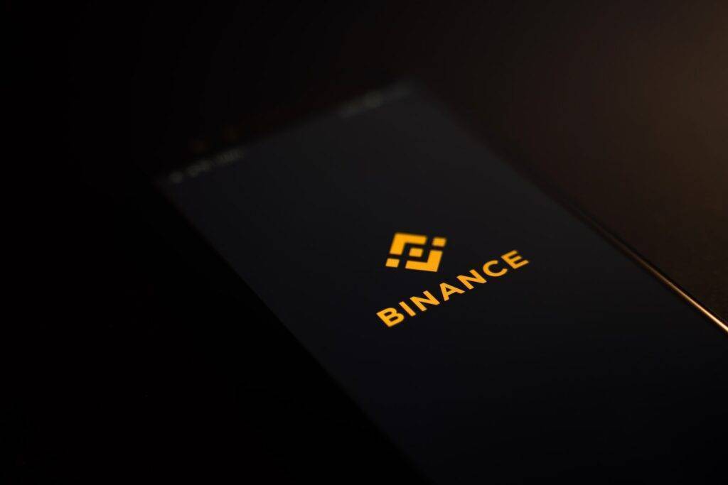 Comment demander la carte Binance ? L'investisseur Malin