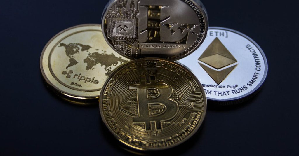 découvrez l'univers fascinant des cryptocurrencies : leur fonctionnement, leurs avantages, et comment investir judicieusement dans cet écosystème financier innovant. plongez dans les tendances actuelles et apprenez à naviguer dans le monde des actifs numériques.